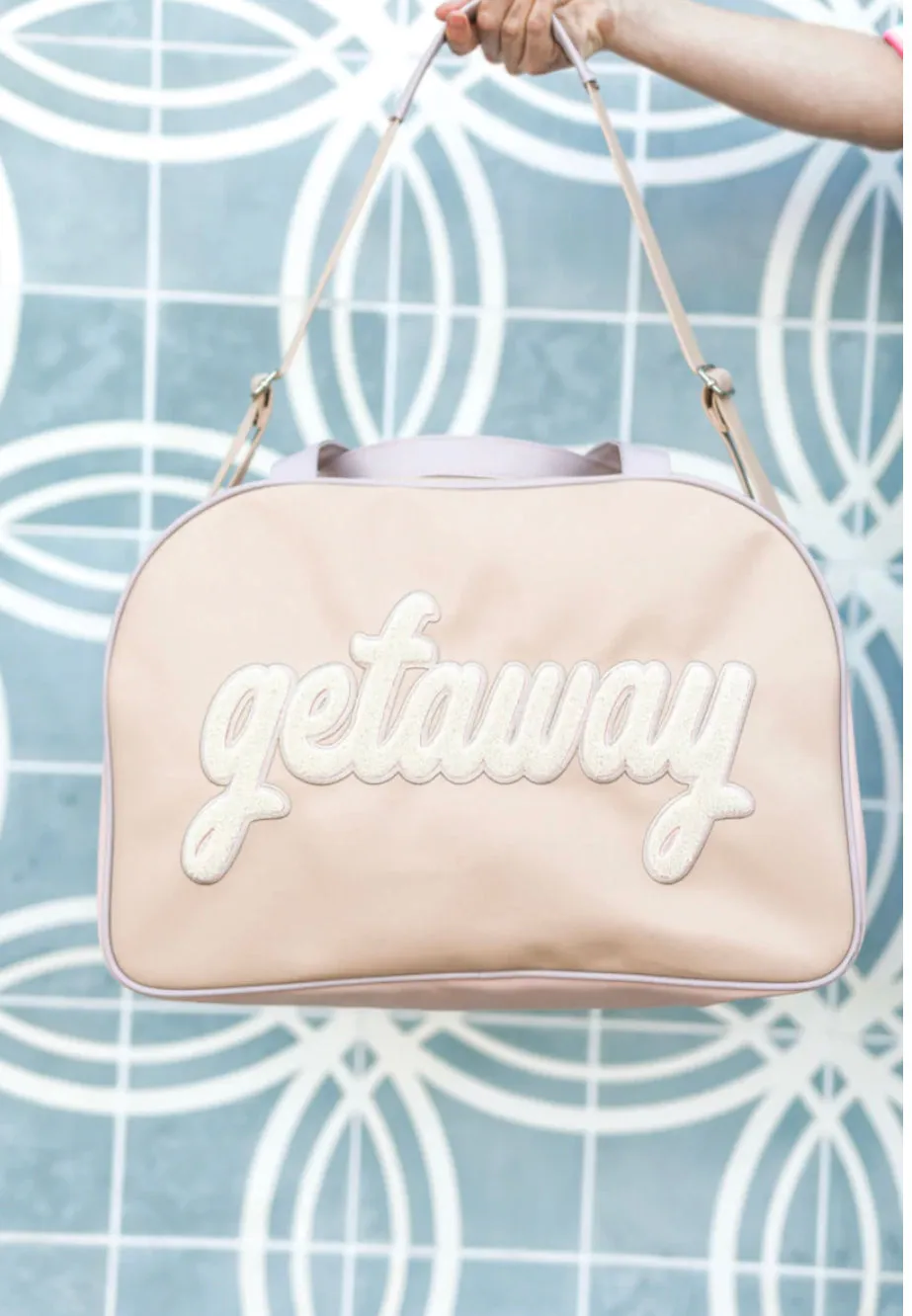 Getaway Cream Weekender